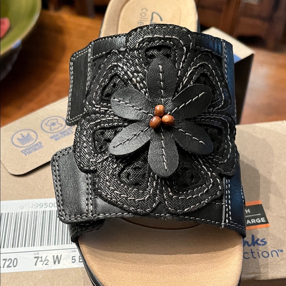 NEW Clarks Black Floral Embellished Mules - Picture 4 of 6